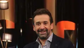 بيتر ميمي: أشارك في رمضان مع كريم عبدالعزيز بـ”الحشاشين أبطال وأباطيل من وحى التاريخ”