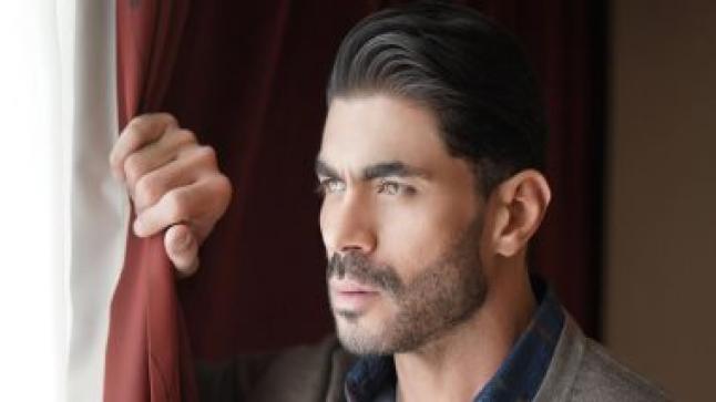 جلسة تصوير جديدة للفنان خالد سليم قام بتسميتها كن صبورا