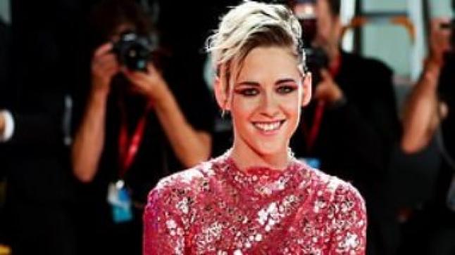 أهم المعلومات عن النجمة الأمريكية كريستين ستيوارت احتفالا بعد ميلادها 30