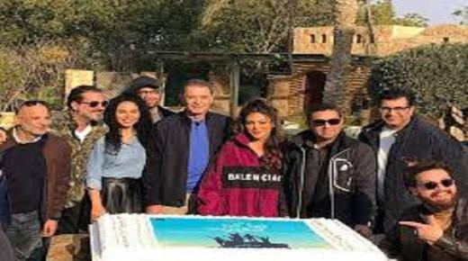 محمود حميدة يستكمل تصوير مسلسله “لما كنا صغيرين” بعد توقفه أسبوع